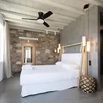Villa Cactilia In Punda Beach Paros For 8 With Private Pool