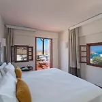 Maris Lindos Suites & Apartments
