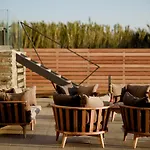 Mirazur Seafront Sunset Villa