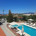 Athina Apartments