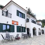 Eri Rooms To Let