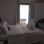 Anastasia Studios & Apartments