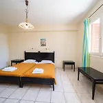 Lorenzo House Apartments