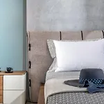 La Vista Apartment