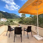 Beautiful Apartment In Nafpaktos With Kitchen