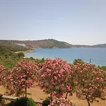 Skoutari Beach Hotel