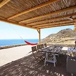 Cricket - Serifians Residences