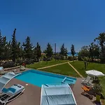 Rivazzurra Beachfront Luxury Villa