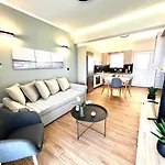 Cosy Apartment With Great Views