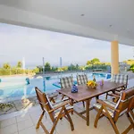Pano\'S House