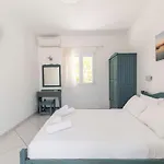 Ikaros Studios & Apartments