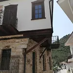 Mama\'S Home, Kallirachi Village