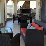 Moschoula Villa - Sea View Grand Apartment