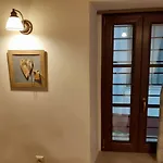 Mama\'S Home, Kallirachi Village