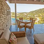 Oasis Resort