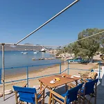 Kanava Seafront Apartment I