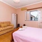 Dimitra House - Corfiot Country Side Getaway