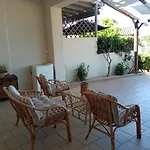 Sea Side House Kourouta