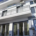 Pergola Hotel