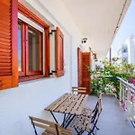 Unique Suite