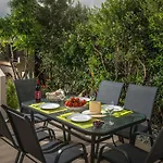 Villa Senses