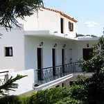 Manolas Studios