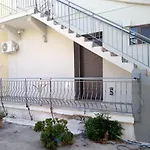 Tom House 1
