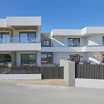 Mare Suites