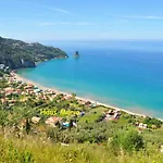 Studio Apartments Maria With Pool And Amazing View - Agios Gordios Beach
