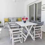 Villanaxosgr - More Than A Naxian Beach House