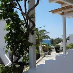 Ark Tinos