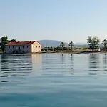 Nikos & Patras Houses