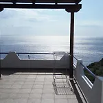 Studios Avra