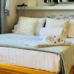 Gerani Deluxe Houses 2