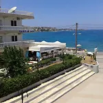 Zorbas Hotel