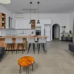 Mare Suites