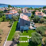 Valen Mare Suites
