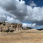 Anavadia Hotel