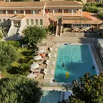 Nefeli Hotel