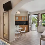 Alianthos Suites