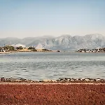 Elounda Olive Garden Apts & Studios