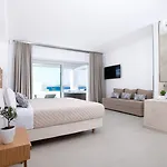 Manoula\'S Beach Mykonos Resort