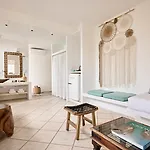 Santa Maria Village Resort & Spa