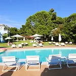 Mandraki Village Boutique Hotel