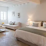 Deliades Hotel