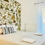 Niko\'S House