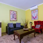 Paradice Hotel Luxury Suites-Near Zorbas Beach-Free Breakfast