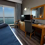 Golden Star City Resort