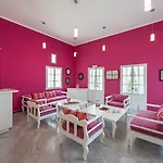 Narges Hotel