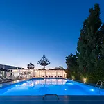 Narges Hotel